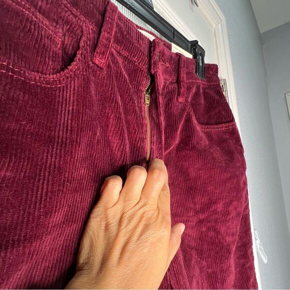 New! Universal Thread High-Rise Corduroy Ankle Bootcut Burgundy Women Pant Sz 8R - Picture 8 of 11